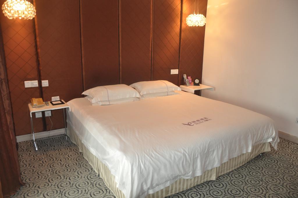 Starway Hotel Silver Ζουχάι Δωμάτιο φωτογραφία
